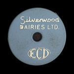 Canada, Silverwood Dairies Ltd., 1 quart, skim milk <br /> 1955