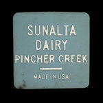 Canada, Sunalta Dairy, 1/2 gallon, 2% homo milk <br />