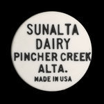 Canada, Sunalta Dairy, 1/2 pint, chocolate milk <br />
