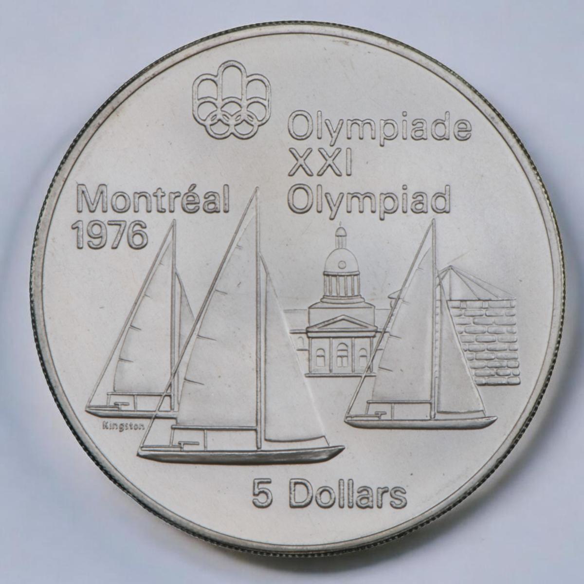 Coin, silver, several small sailboats on a harbour in front of an old building with a dome and pillars.