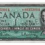 Bank note, green, a frame of geometric patterns, a young woman with curly hair and a pearl necklace: Queen Elizabeth II.