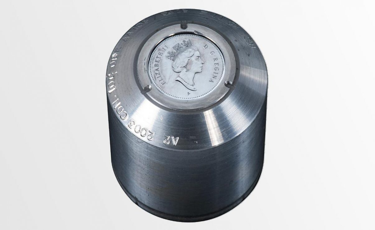 coin die: metal cylinder