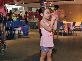 child, selfie, Museum, Canada Day